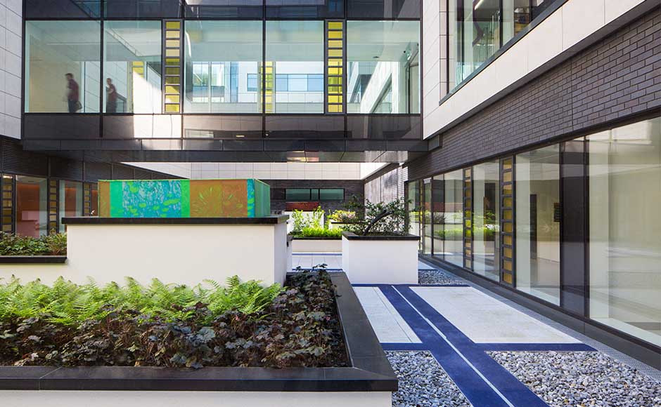 Avanti Architects with Kennedy Fitzgerald Architects for Ulster Hospital Inpatient Ward Block 