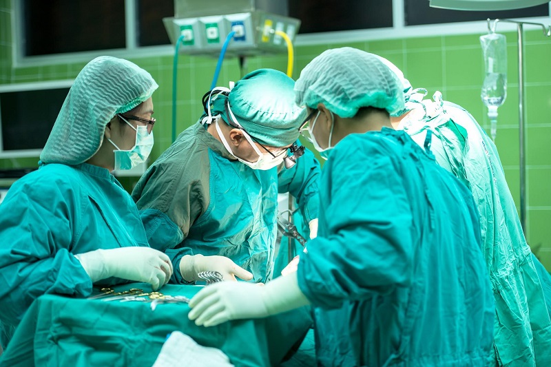 50 new surgical hubs set to open across England 