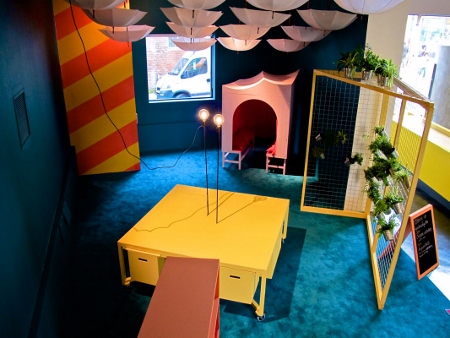 A designer asylum - enhancing mental health environments
