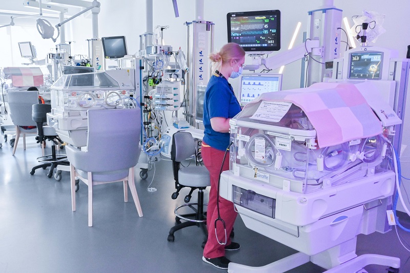 Adult and neonatal intensive care units open at Chelsea and Westminster Hospital 