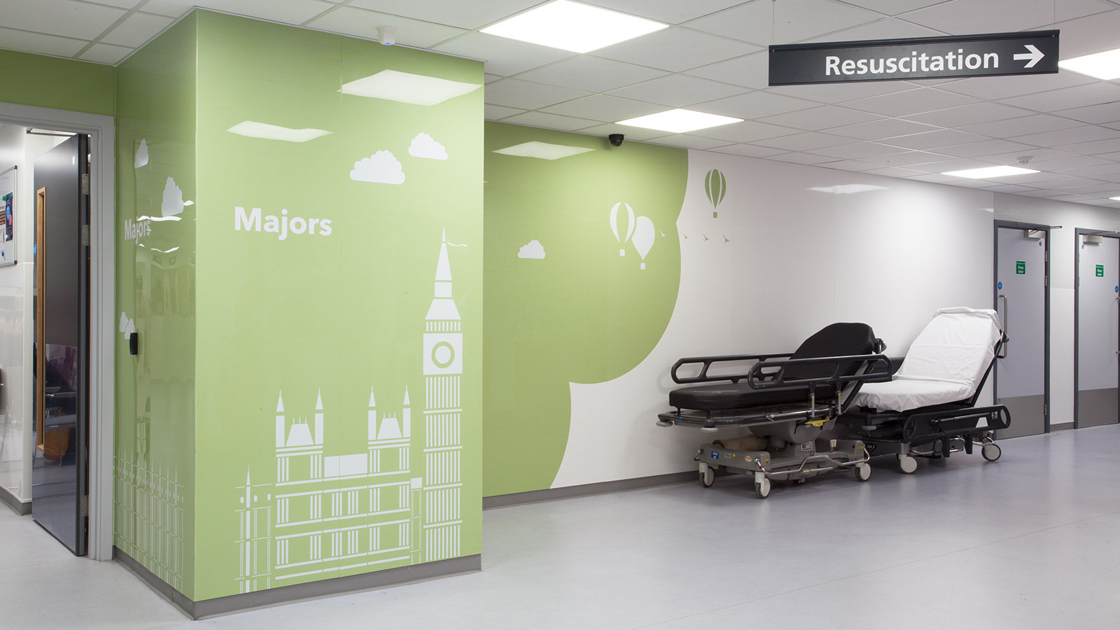 Artwork by Art in Site, installed at St Thomas’ Hospital Emergency department, featuring illustrations by illustrator Varham Muratyan. Image credit: Art in Site