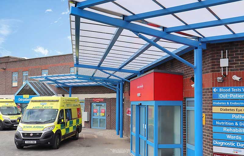 Doncaster Royal Infirmary – Entrance and ambulance bay canopy