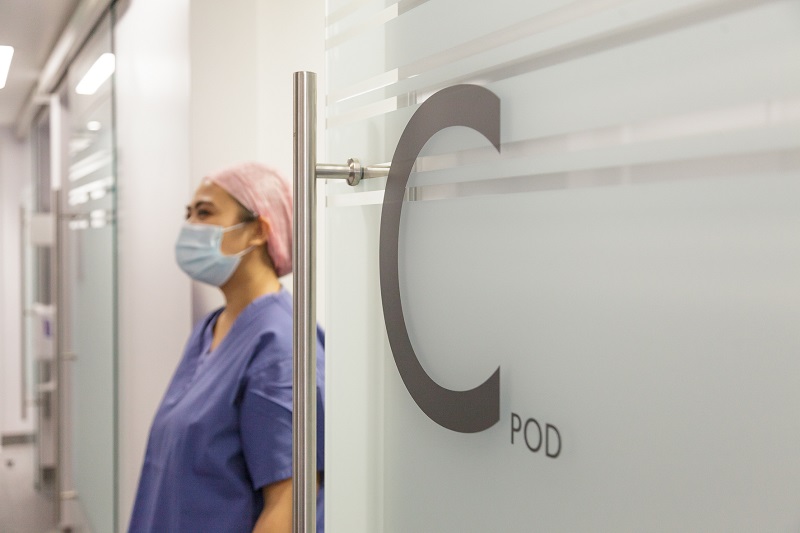 The theatre features four daycase ‘pods’, minimising the time patients spend on the unit