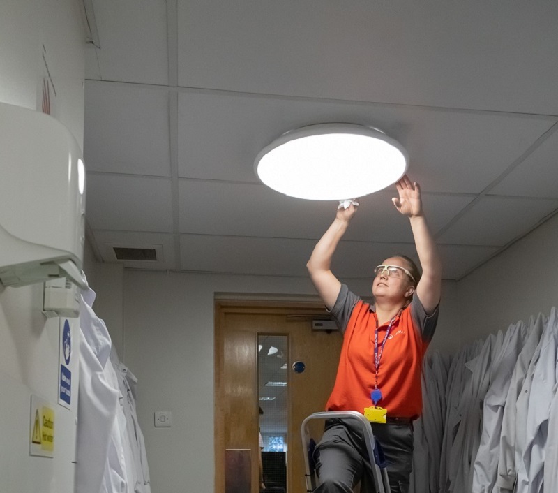 The Veolia team will provide 24-hour support for a range of FM services, including lighting