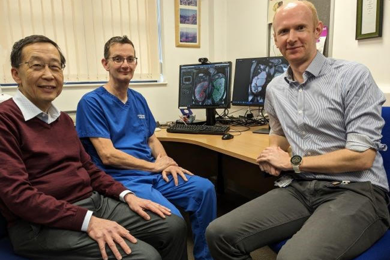 Photo: (L-R):
Consultant Nephrologist and Clinical Lead for Genetics Professor Albert Ong, Principal Clinical Scientist
Dr Jonathan Taylor and MRI Radiographer Richard Thomas with images the AI program is automatically able to assess