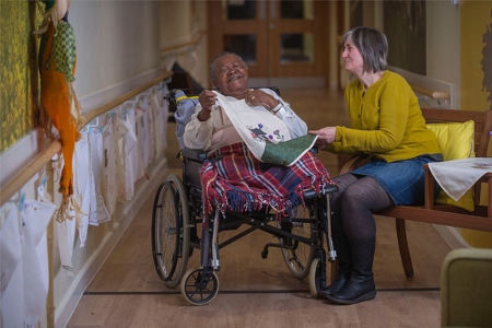 Artwork brings pleasure to dementia sufferers