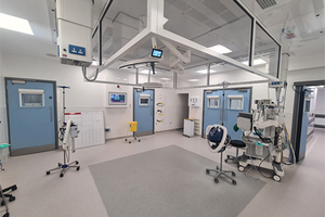 Bender UK provides critical power, lights and hygienic control panel for new operating theatre 