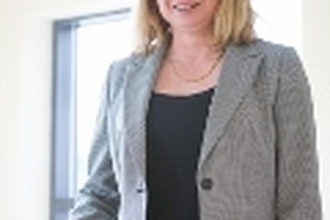 Bespoke Healthcare promotes Lynne Barlow to chief executive