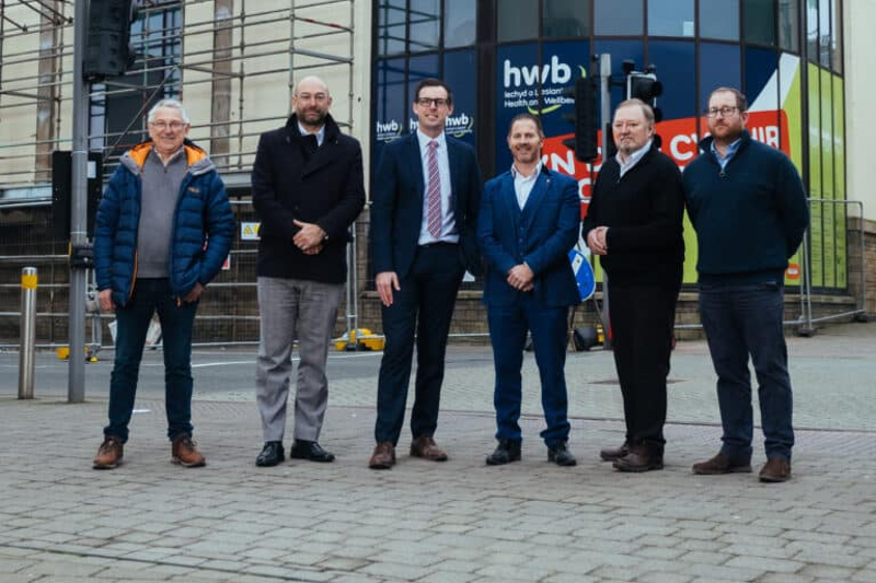 Bouygues UK transforms retail store into health and wellbeing Hwb