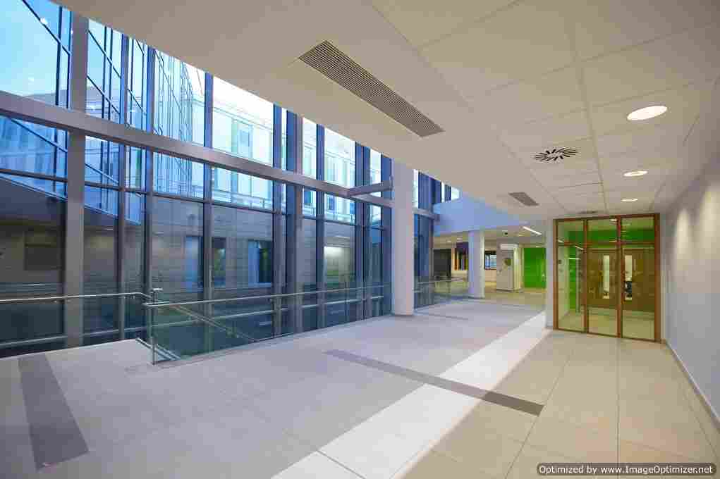 Bristol Maid wins Pembury contract