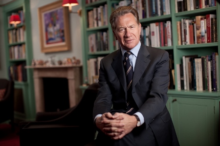 Celebrity host of 2013 Building Better Healthcare Awards revealed