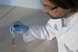 Comment: Soluble chlorine disinfectants vital for Ebola containment