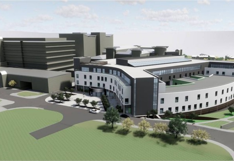 Construction worker dies at Scottish hospital site