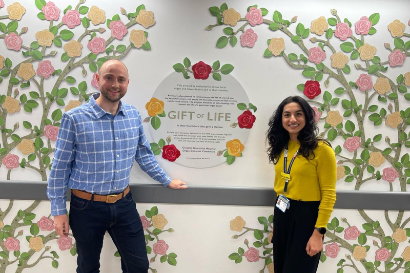 Harry van de Bospoort (left) and  Dr Jacyntha Khera, Senior ITU Anaesthetic Trainee (right)