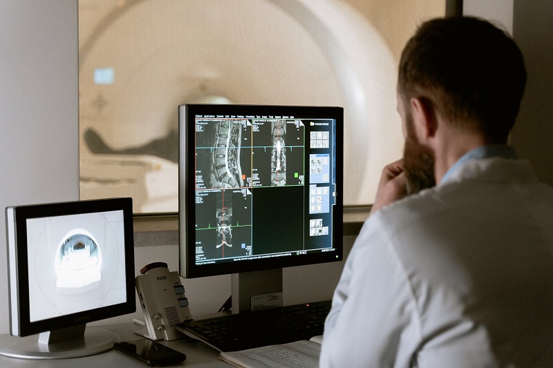 Delays in digitising the NHS