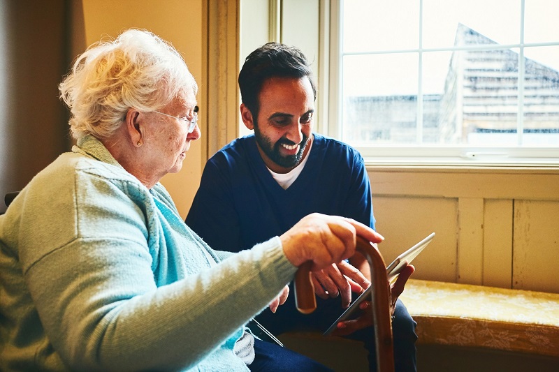 Digital overhaul needed in social care, commission warns