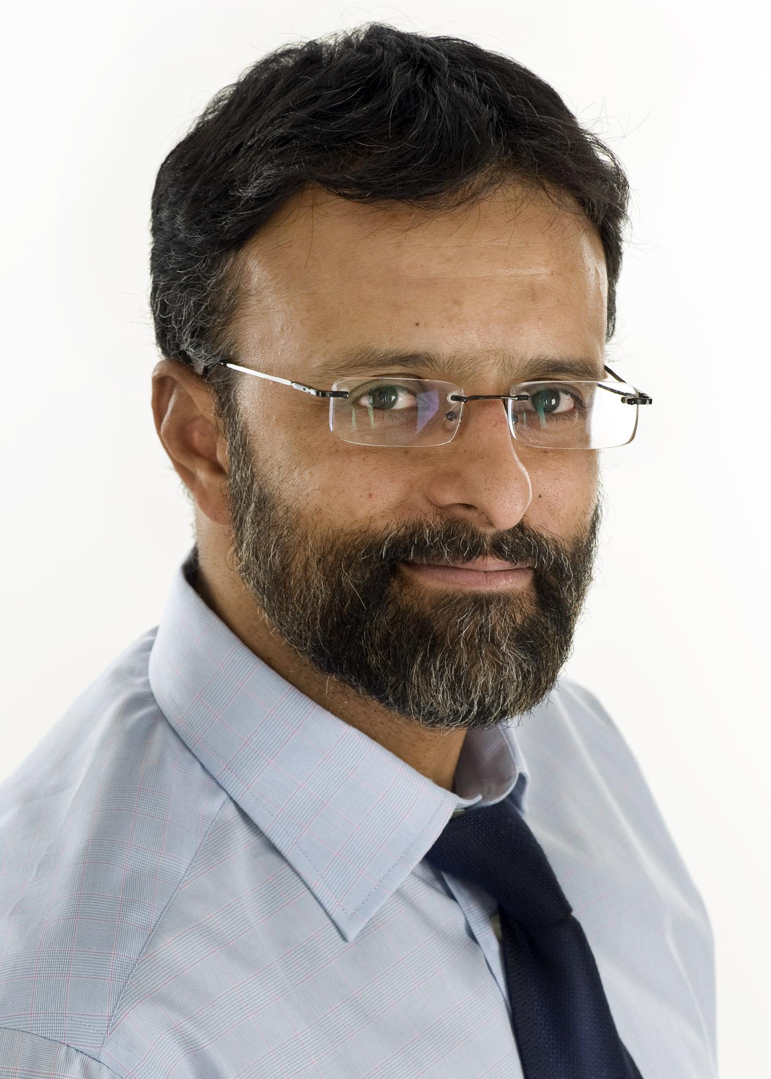 Dr Faizel Osman joins Creavo Medical Technologies