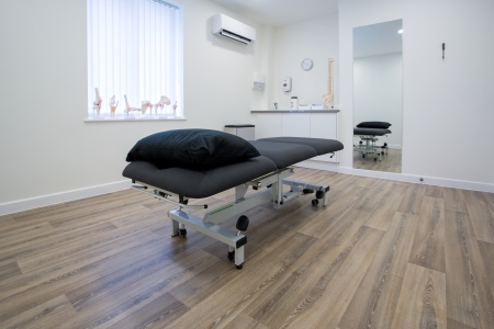 Expona Flow helps create healing atmosphere at physiotherapy clinic
