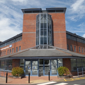 Flagship cancer and renal centre opens