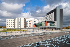 Gwent ‘super hospital’ opens four months ahead of schedule