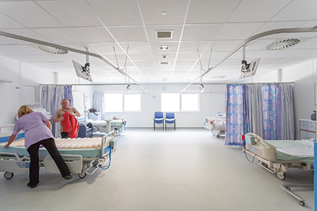 Highly complex hospital building delivered in less than four month