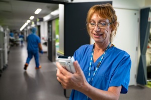 Hospital implements pioneering healthcare comms