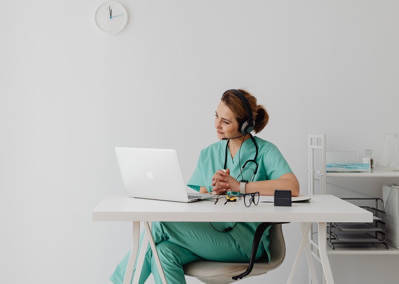 How HCPs are utilising medical podcasts