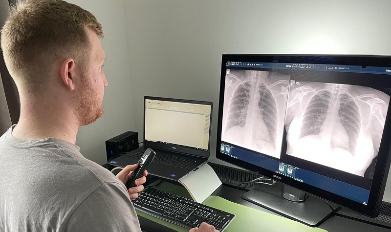 HSL supports Wigan radiology team through rollout of at-home reporting workstations