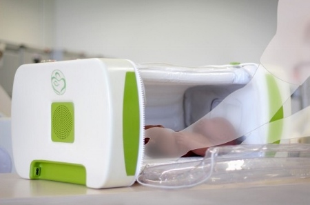 Inflatable incubator scoops top engineering award