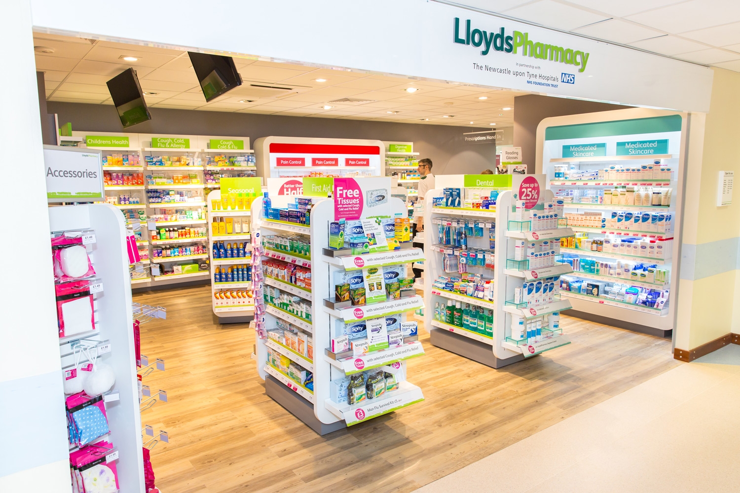 LloydsPharmacy opens its 50th hospital outpatient pharmacy