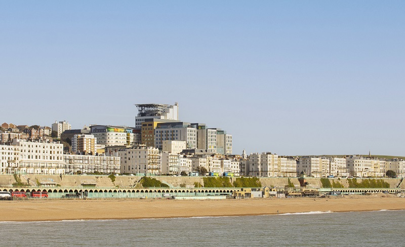 All patient rooms face South with views over the English Channel