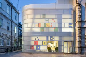 Maggie’s St Barts ‘Supreme Winner’ at <i>Surface Design Awards</i>