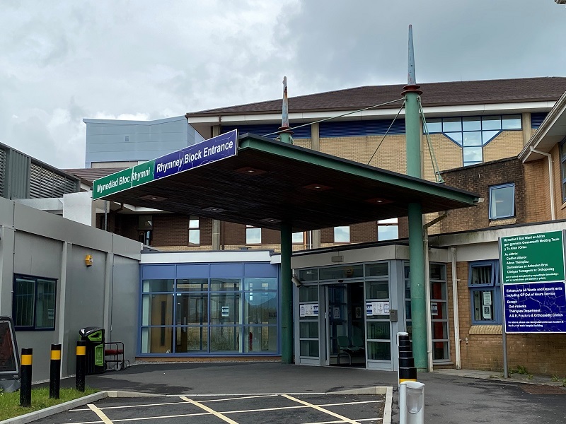 Major contract awards provide further evidence of upturn in healthcare construction