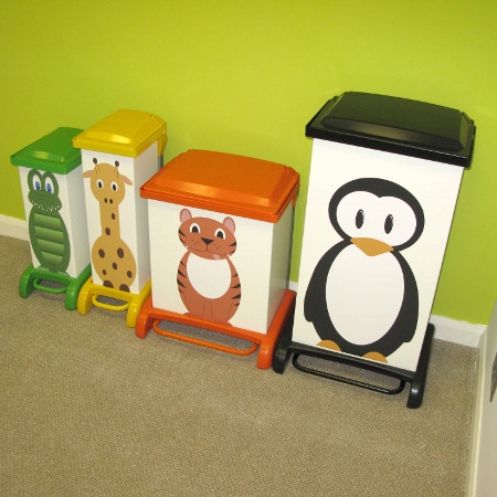 Manufacturer designs new hospital waste bins for children’s wards