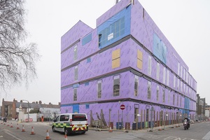 Milestone in construction of new outpatient building at London hospital