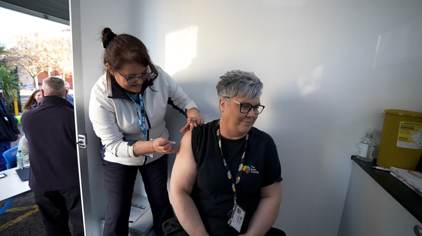 Mobile vaccination unit boosts autumn programme with community clinic launched by Alliance for Better Care