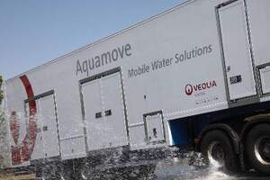 Mobile water decontamination solution for healthcare premises