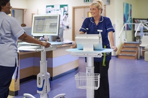 Mobile writing desks - a new era in the patient-doctor relationship