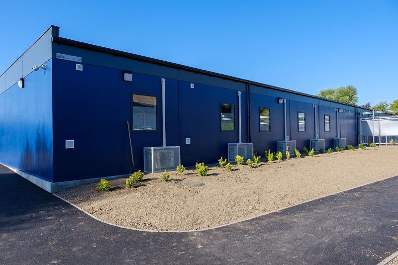 Modular healthcare building wins praise in Parliament