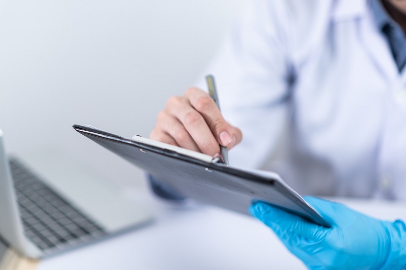 Money-saving deal gives NHS staff access to latest digital tools
