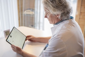 NHS and remote healthcare innovator partner to support heart failure patients  
