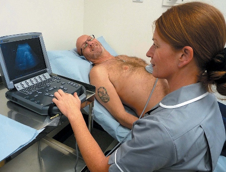 Norfolk AAA screening service introduces hand-held ultrasound device