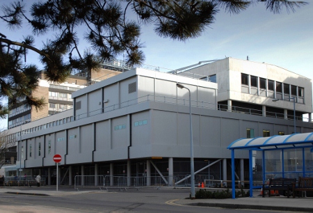 Off-site construction increases theatre capacity at Addenbrooke’s Hospital
