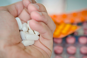 Omnicell UK and Rowlands Pharmacy join forces to raise awareness of the importance of adhering to medication