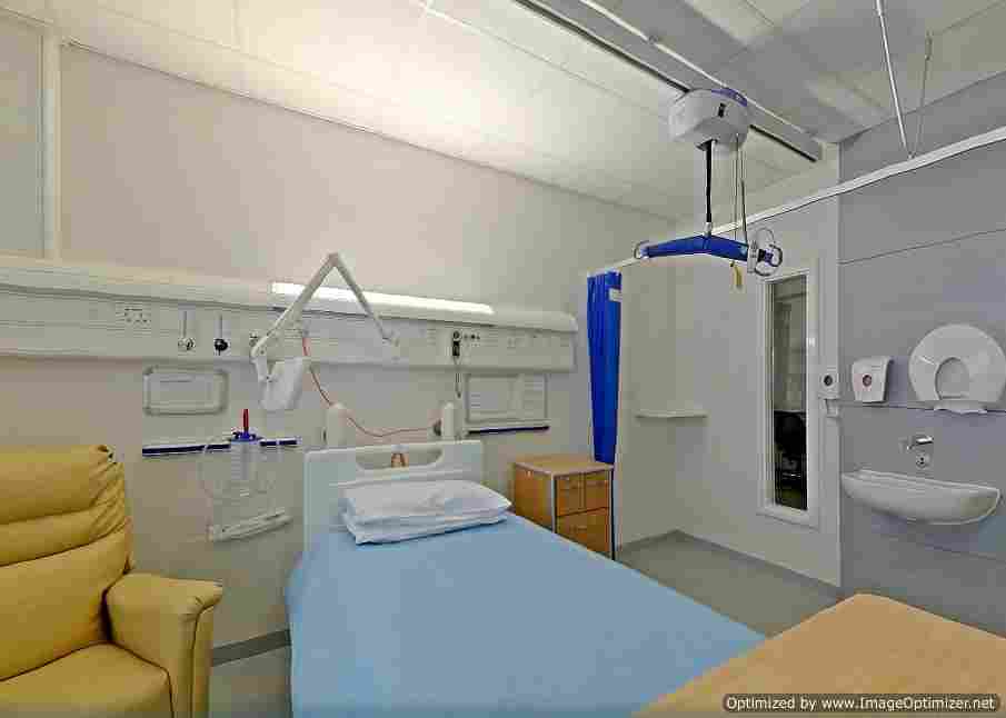 Patients and staff disagree over benefits of single-room hospital accommodation