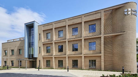 Patients move into new Cambridge private hospital