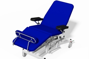 Plinth 2000 re-enters international dialysis chair market