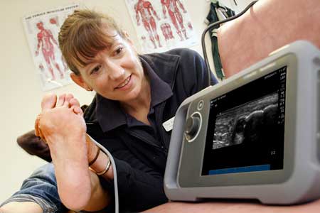 Portable ultrasound system aids detection of chronic conditions