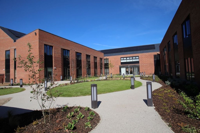 Robertson safely completes Derbyshire dementia care home despite COVID-19 pandemic