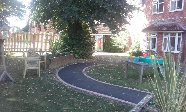 Safe and soothing strolls at Mountwood Care Home
